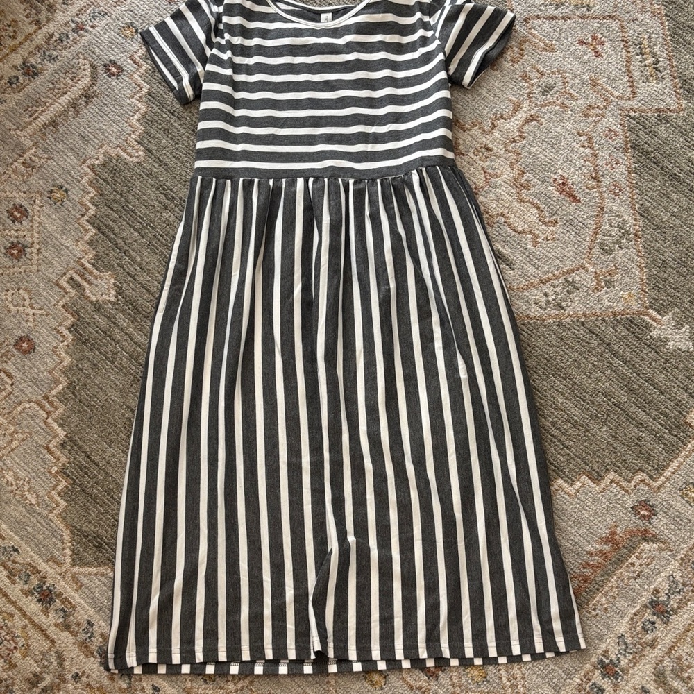 Tickled Teal- Gray and White Striped Short-Sleeve Midi Dress